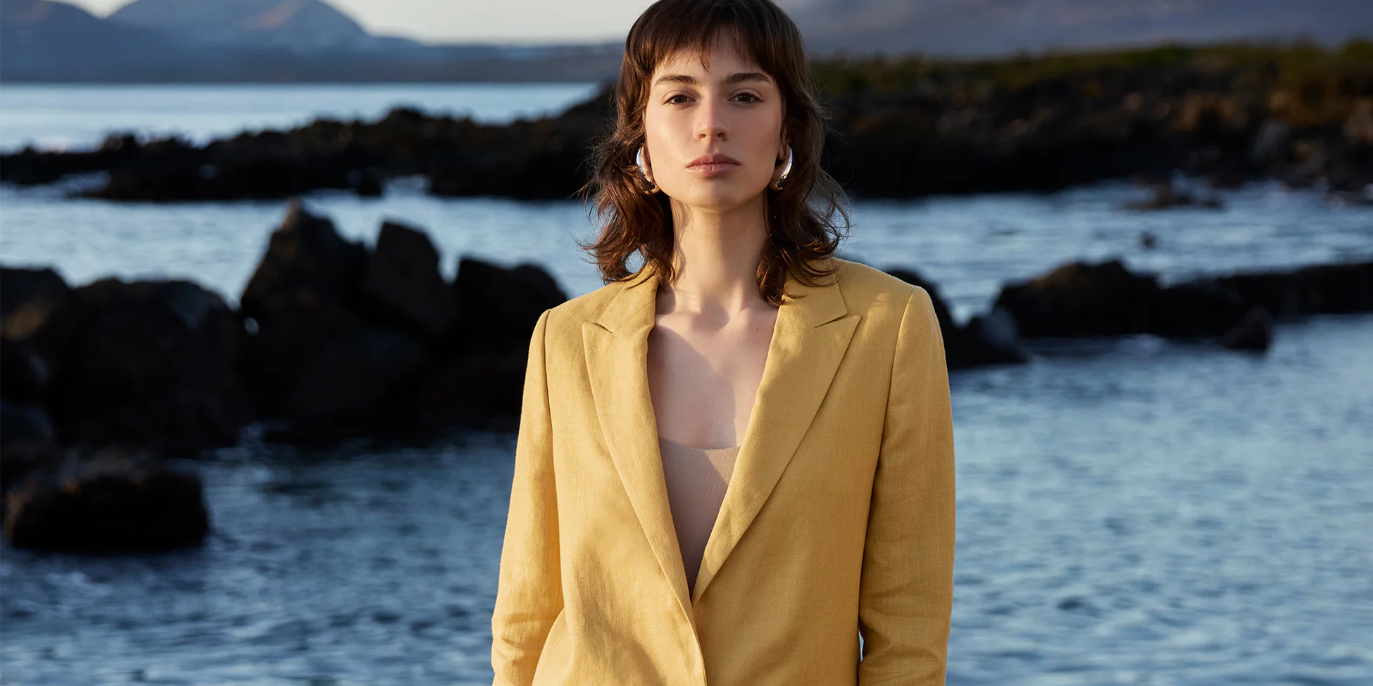 Timeless Donegal Tweed Craftsmanship